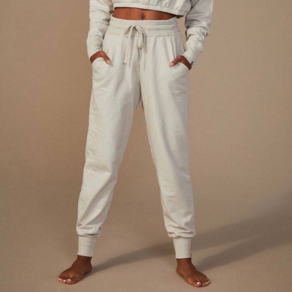 NWOT✨ TAN + LINES BY SIVAN AYLA ROSEBOWL JOGGERS